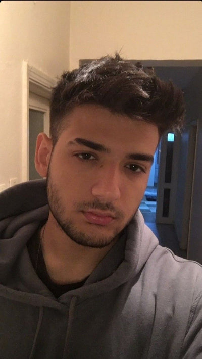 Ali T.